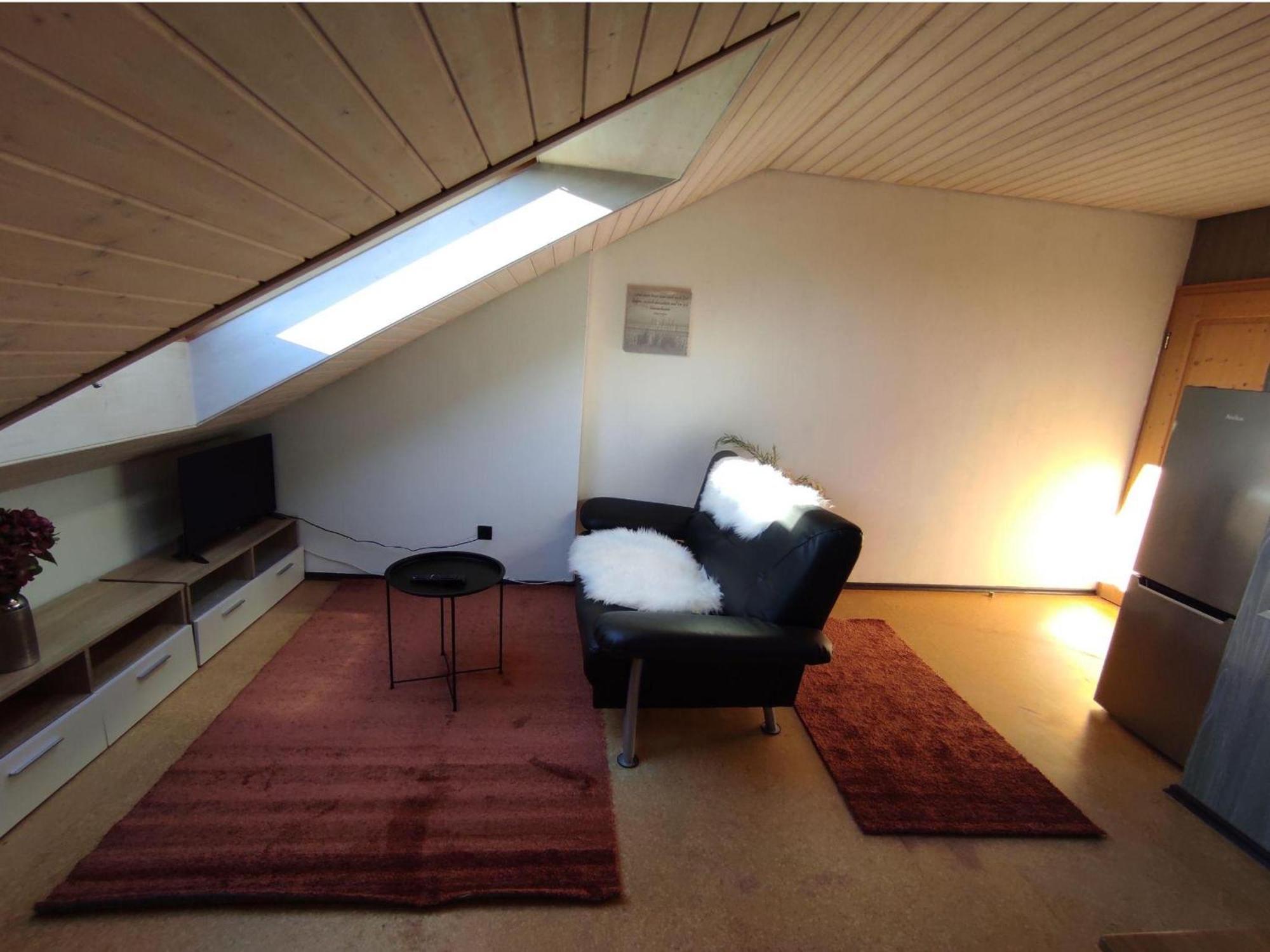 Gaestezimmer Am Hof Zwiefalten Εξωτερικό φωτογραφία